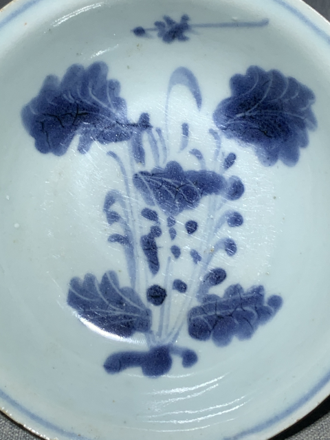 古玩陶瓷明晚·青花萊菔紋盤真品鑒賞圖