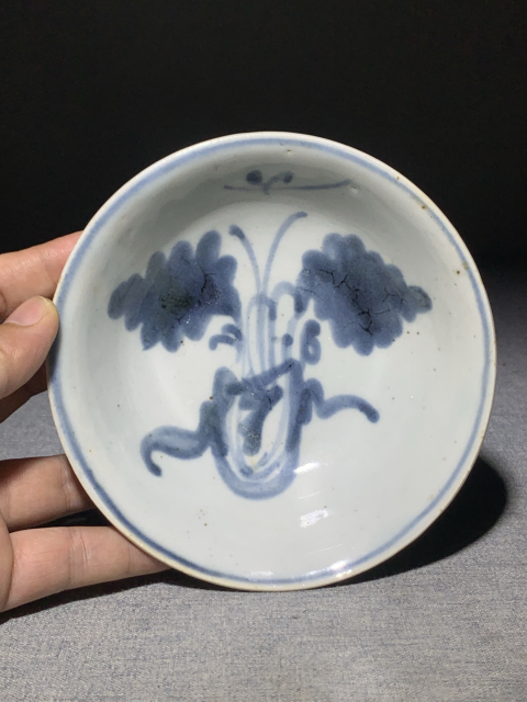 古玩陶瓷明晚·青花萊菔紋盤真品鑒賞圖