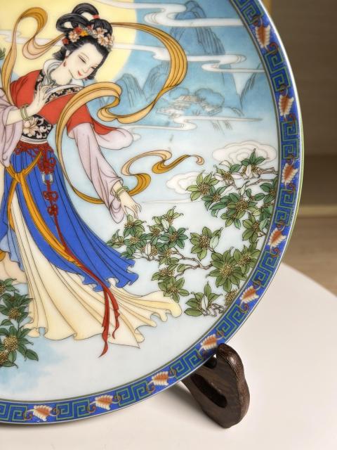 古玩陶瓷皇家景德鎮瓷器 大放漏拍賣,當前價格260元