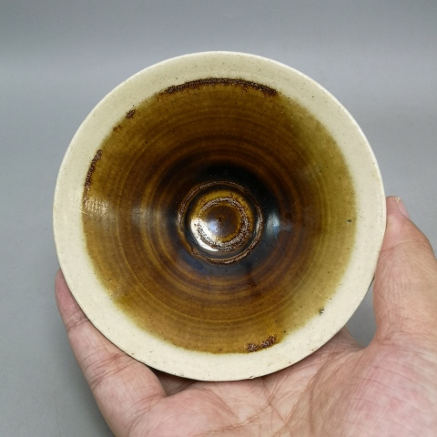 古玩陶瓷宋代白覆輪 黃釉醬釉白覆輪 茶盞拍賣，當前價格3600元