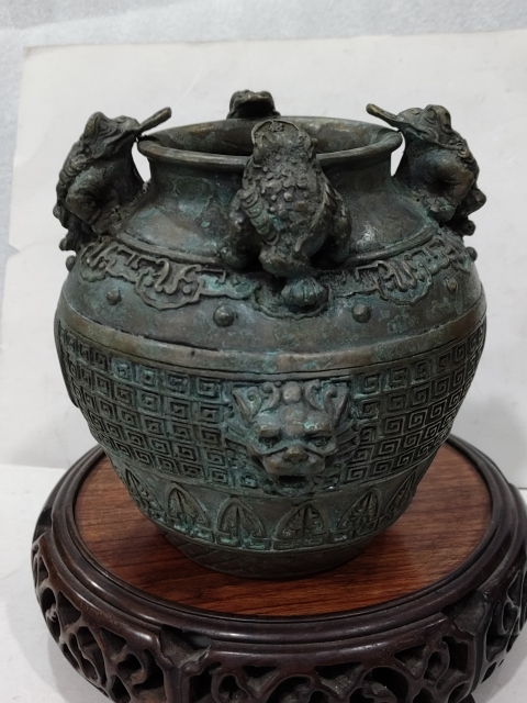 古玩雜項(xiàng)銅金蟾聚寶罐拍賣,當(dāng)前價(jià)格688元