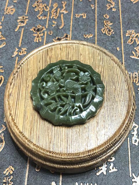 古玩玉器精品和田玉雕“喜上梅梢”掛牌拍賣,當(dāng)前價格800元