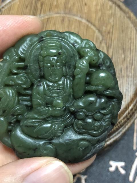 古玩玉器精品和田碧玉雕“菩薩”掛牌拍賣，當(dāng)前價(jià)格200元