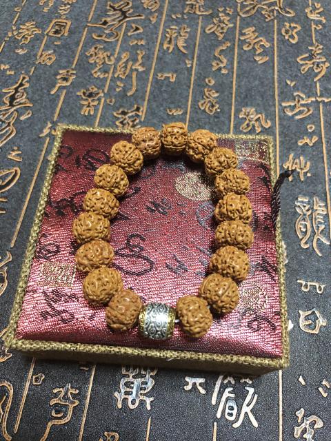 古玩玉器精品天然金剛菩提手串拍賣，當(dāng)前價(jià)格128元