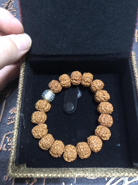 古玩玉器精品天然金剛菩提手串拍賣，當(dāng)前價(jià)格128元