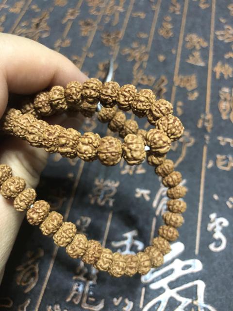 古玩玉器精品天然金剛菩提珠串拍賣，當前價格101元