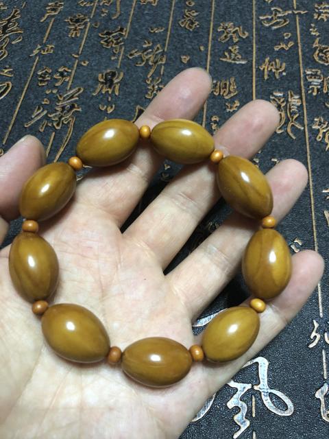古玩玉器精品天然橄欖核雕手串拍賣,當前價格88元