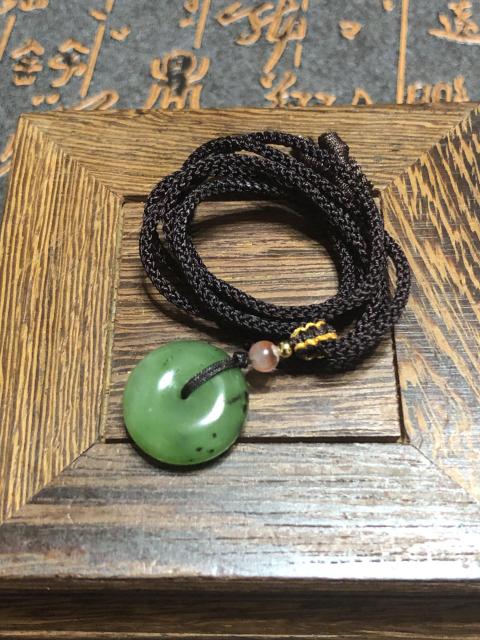 古玩玉器精品和田碧玉雕“平安扣”掛件拍賣，當(dāng)前價格188元