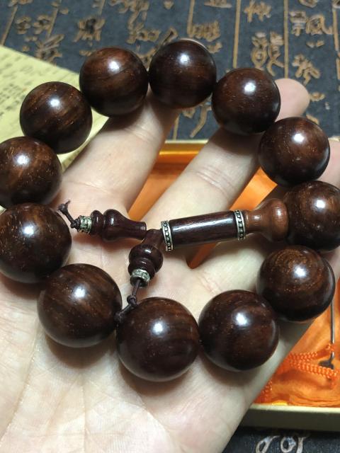古玩玉器精品天然紫檀木珠手串拍賣，當前價格128元