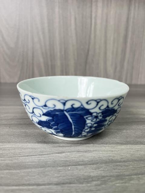 古玩陶瓷清道光 二級(jí)官內(nèi)府青花芭蕉花蝶紋碗拍賣(mài)，當(dāng)前價(jià)格1100元