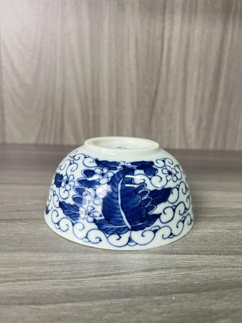 古玩陶瓷清道光 二級(jí)官內(nèi)府青花芭蕉花蝶紋碗拍賣(mài)，當(dāng)前價(jià)格1100元