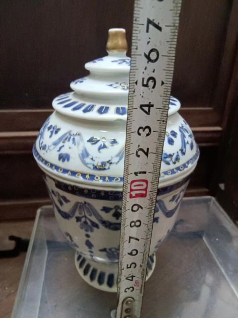 古玩陶瓷乾隆藍料彩描金八寶紋蓋杯拍賣,當前價格4000元