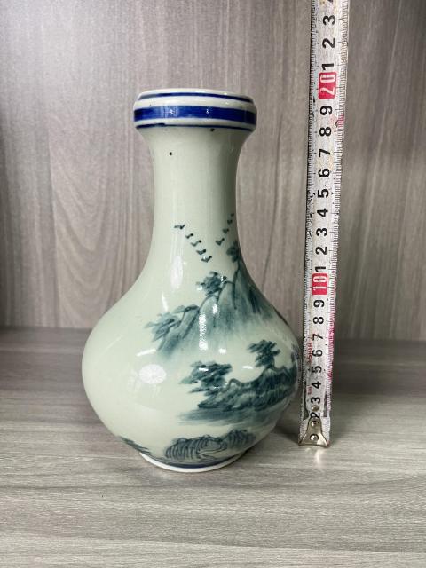 古玩陶瓷青花山水人物紋洗口瓶(雍正官窯款)拍賣,當(dāng)前價格280元
