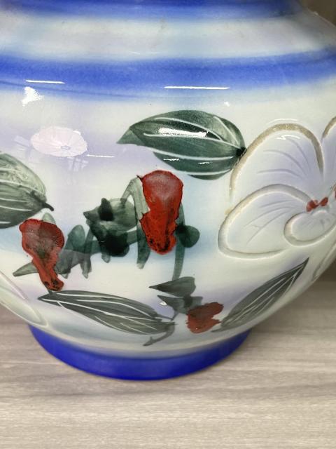 古玩陶瓷青花加彩刻繪花卉紋賞瓶拍賣,當前價格600元