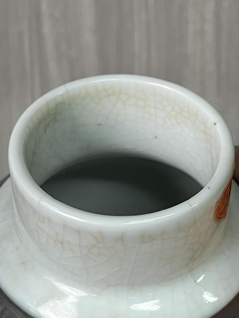 古玩陶瓷民國 精品哥釉賞瓶拍賣，當前價格390元