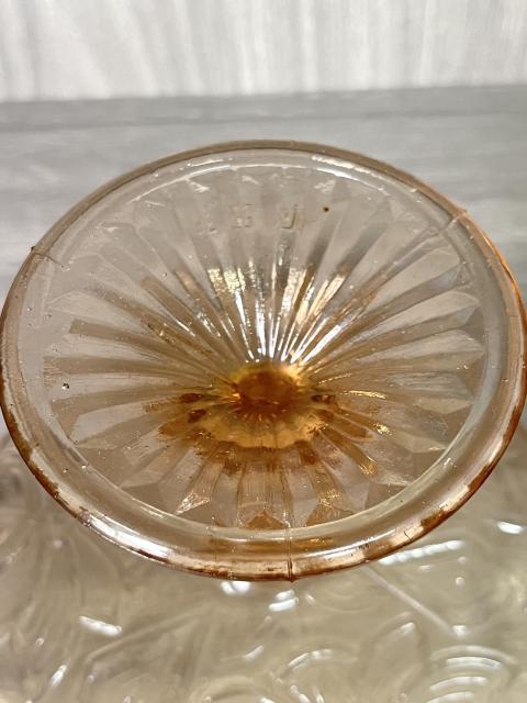 古玩陶瓷民國 同記廠琉璃高足花口盤拍賣，當前價格160元