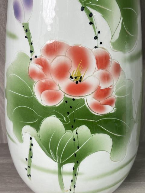 古玩陶瓷粉彩花卉紋琵琶尊拍賣，當前價格450元