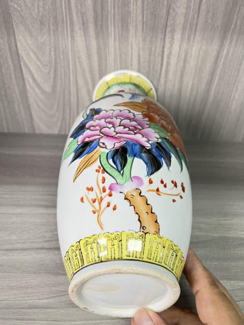 古玩陶瓷粉彩花鳥紋賞瓶拍賣,當前價格350元