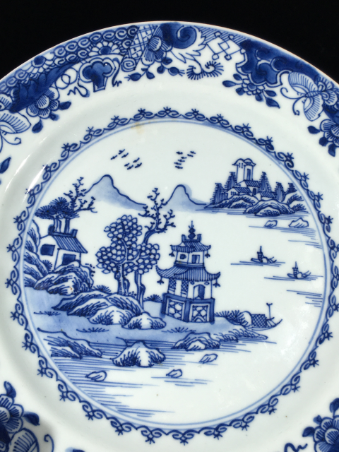 古玩陶瓷乾隆青花山水樓閣紋折沿盤拍賣,當前價格1388元