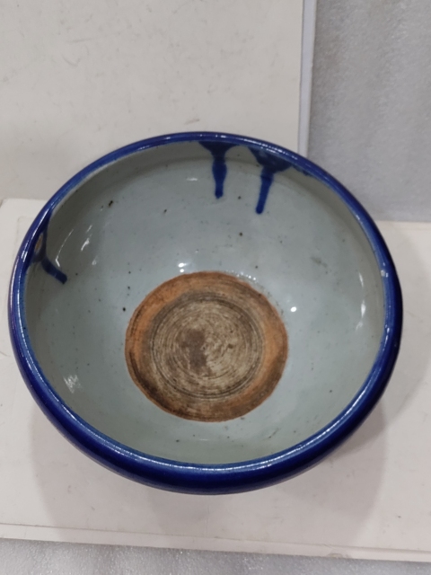 古玩陶瓷霽藍釉缽式香爐拍賣,當前價格2188元