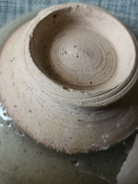 古玩陶瓷五大名窯之一元代鈞窯月白釉點(diǎn)彩大賞碗拍賣，當(dāng)前價(jià)格998元