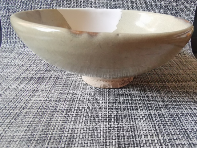 古玩陶瓷五大名窯之一元代鈞窯月白釉點(diǎn)彩大賞碗拍賣，當(dāng)前價(jià)格998元