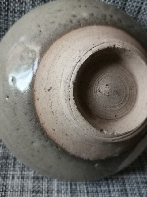 古玩陶瓷五大名窯之一元代鈞窯月白釉點(diǎn)彩大賞碗拍賣，當(dāng)前價(jià)格998元
