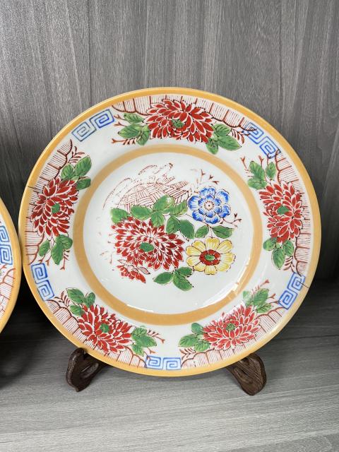 古玩陶瓷粉彩花卉紋折沿盤一對拍賣,當前價格290元
