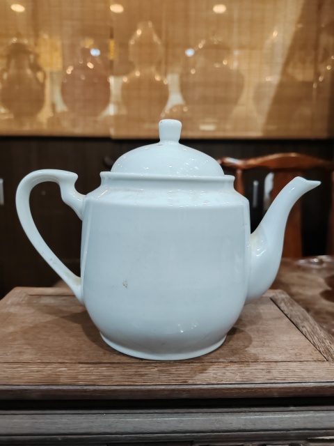 古玩陶瓷文革粉彩工廠茶壺一對拍賣,當前價格1200元