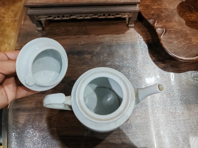 古玩陶瓷文革粉彩工廠茶壺一對拍賣,當前價格1200元