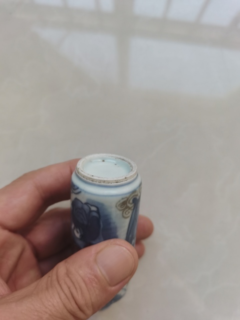 古玩陶瓷青花釉里紅鼻煙壺拍賣，當前價格10000元