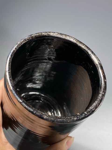 古玩陶瓷窯變黑釉筆筒拍賣,當前價格1888元