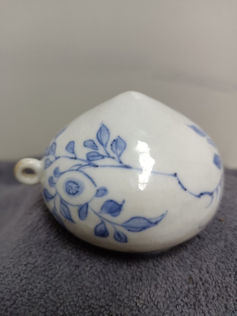 古玩陶瓷青花鳥(niǎo)食罐2888拍賣(mài)，當(dāng)前價(jià)格2888元