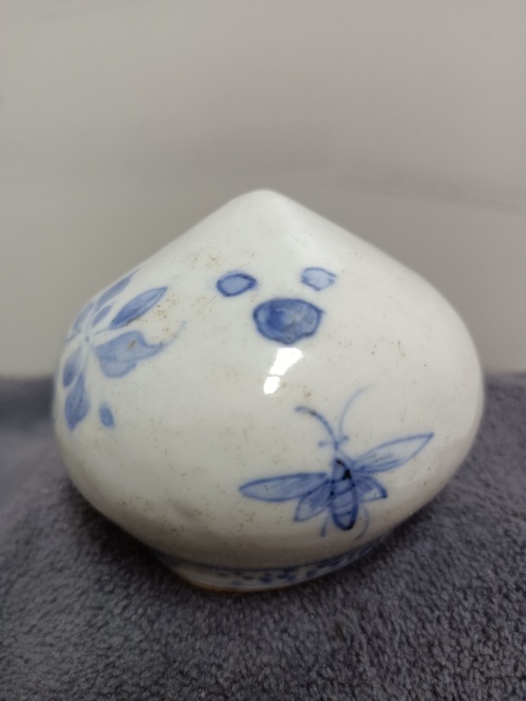 古玩陶瓷青花鳥(niǎo)食罐2888拍賣(mài)，當(dāng)前價(jià)格2888元