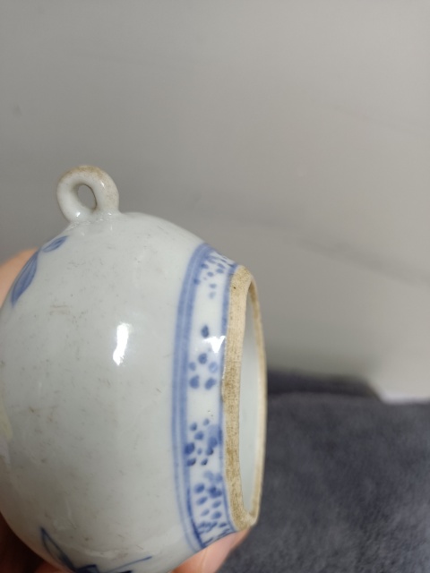 古玩陶瓷青花鳥(niǎo)食罐2888拍賣(mài)，當(dāng)前價(jià)格2888元