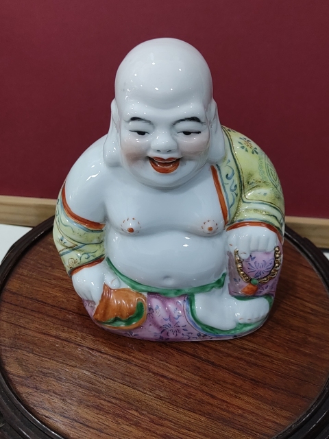 古玩雜項粉彩彌勒佛擺件拍賣,當前價格0元