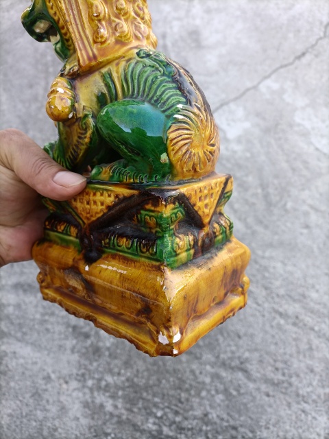 古玩陶瓷素三彩獅子擺件拍賣，當(dāng)前價格1600元