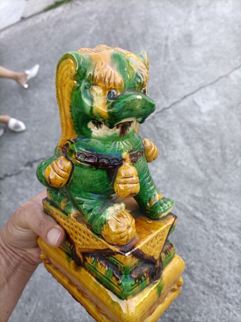 古玩陶瓷素三彩獅子擺件拍賣，當(dāng)前價格1600元