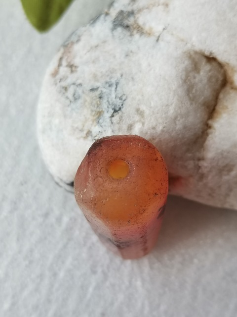 古玩玉器秦漢.天然紅瑪瑙多棱珠拍賣,當(dāng)前價格496元