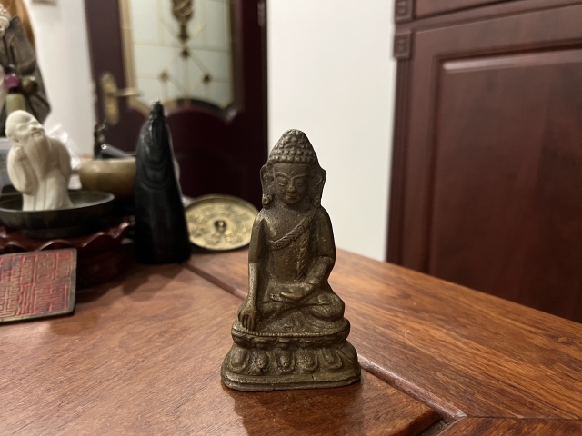 古玩雜項（特價）清代釋迦牟尼佛像拍賣，當前價格1000元