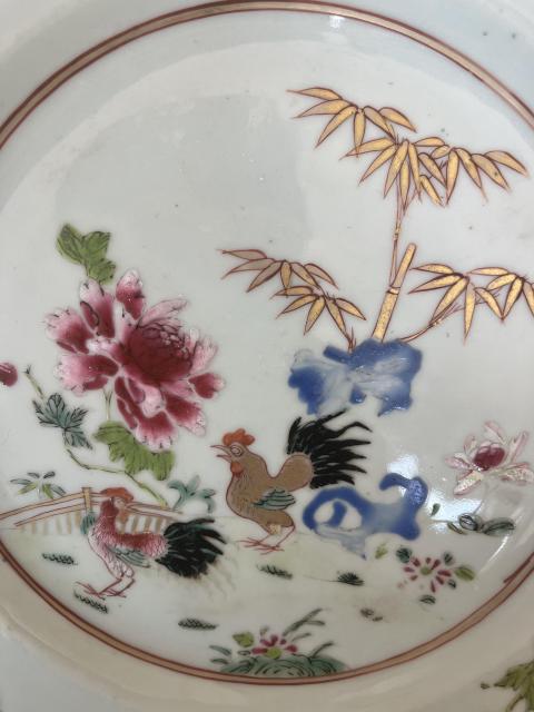 古玩陶瓷粉彩官上加官紋折沿盤拍賣,當前價格4300元
