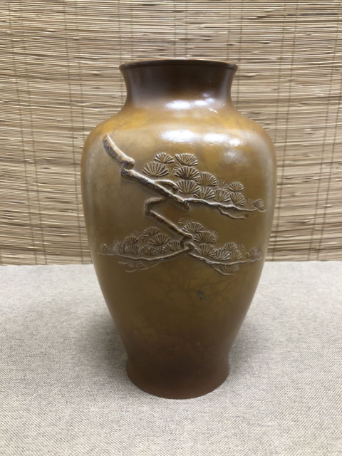 古玩銅器花瓶拍賣,當(dāng)前價(jià)格700元