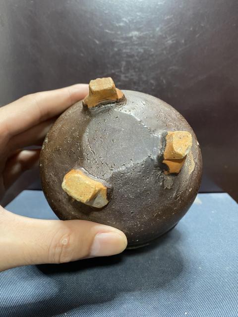 古玩陶瓷宋.吉州褐釉獸足爐拍賣，當前價格2900元