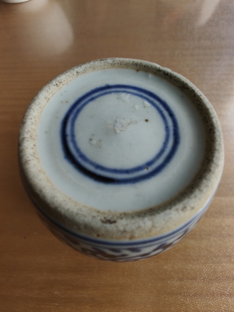 古玩陶瓷清早期-青花纏枝花紋罐拍賣,當前價格2980元