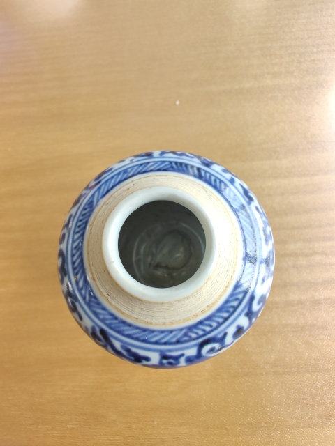 古玩陶瓷清早期-青花纏枝花紋罐拍賣,當前價格2980元