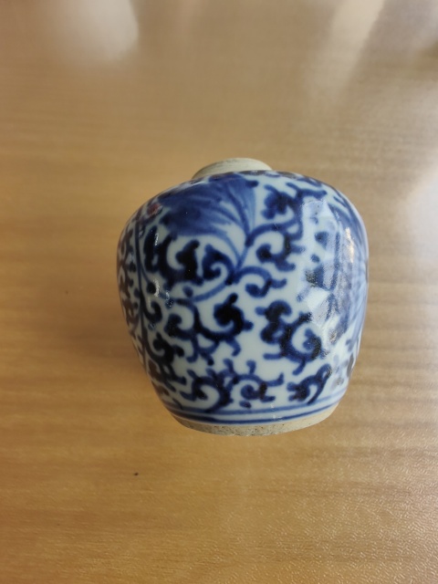 古玩陶瓷清早期-青花纏枝花紋罐拍賣,當前價格2980元