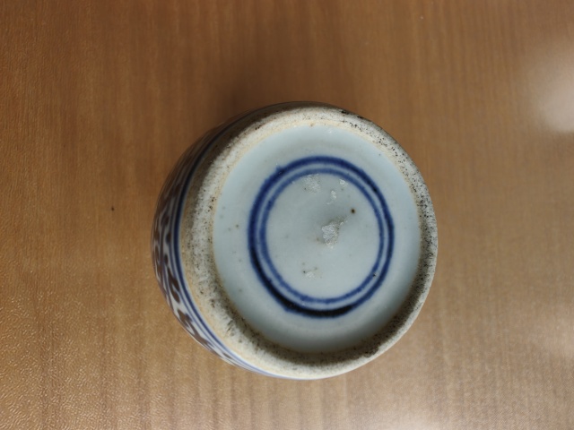 古玩陶瓷清早期-青花纏枝花紋罐拍賣,當前價格2980元