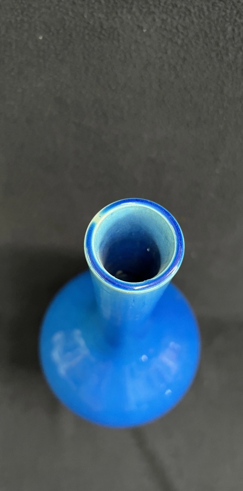 古玩陶瓷孔雀藍釉膽瓶拍賣,當前價格8500元