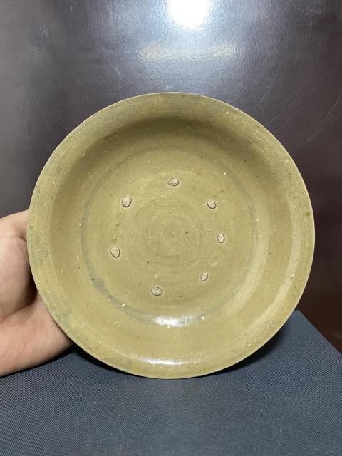 古玩陶瓷明,七釘折沿盤拍賣,當(dāng)前價(jià)格1080元