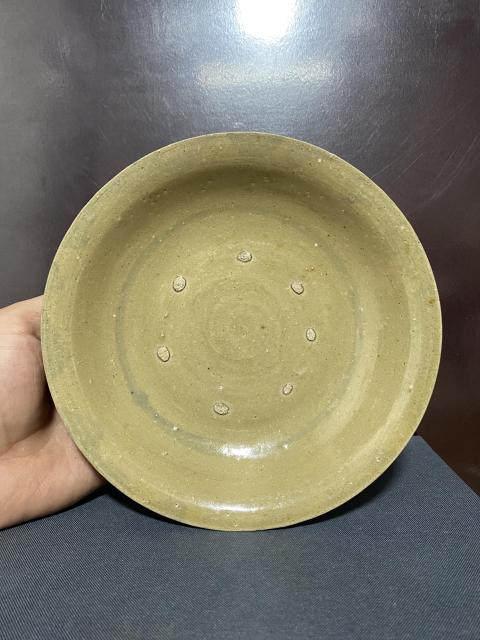 古玩陶瓷明,七釘折沿盤拍賣,當(dāng)前價(jià)格1080元